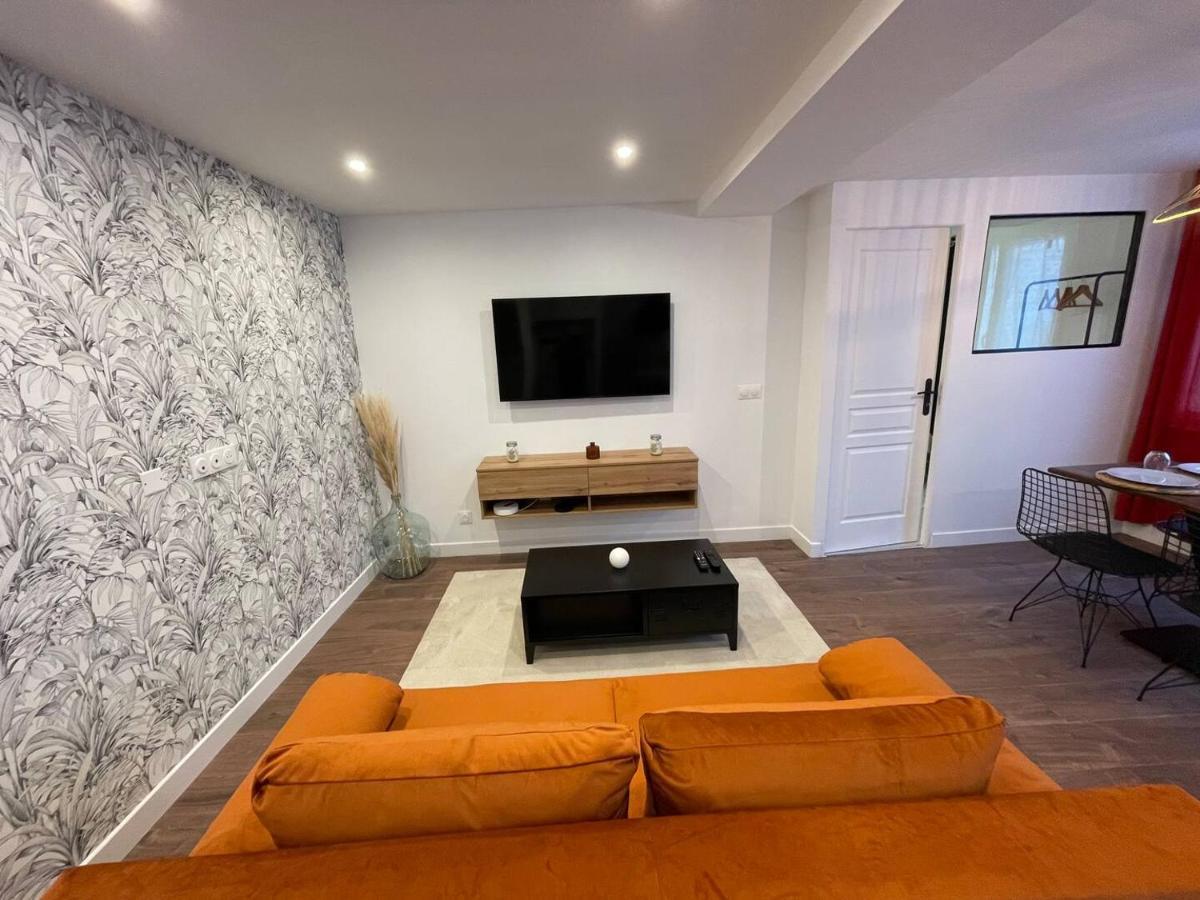 شقة Le Jardin Niortais - Hyper Centre- Proche Gare - Paisible - Grand Jardin Prive, Wifi Hd -Netflix المظهر الخارجي الصورة